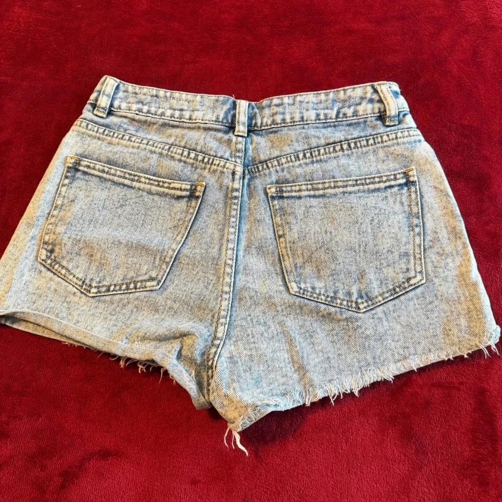Bullhead Denim Co Mom Shorts Light Acid Wash High Waisted‎ Western Yoke Size 5